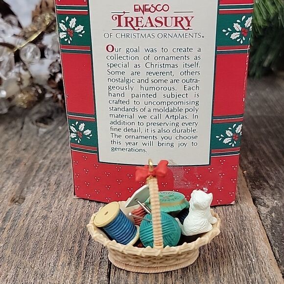 Vintage " With Love " Miniature Christmas ornament by Enesco - Picture 4 of 7